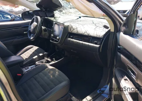 2020 Mitsubishi Outlander Se 2.4 z USA, uszkodzony, nr VIN JA4AD3A33LZ022345